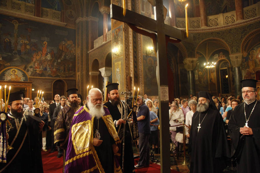 Δοξολογία για τη νέα χρονιά στον Άγιο Διονύσιο παρουσία της πολιτικής και πολιτειακής ηγεσίας - Media