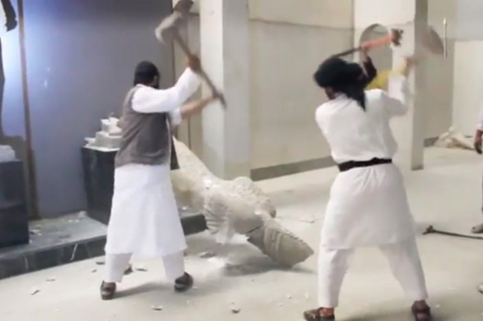 Ο μυστικός στρατός που πολεμάει το ISIS για να σώζει μνημεία - Τον Μάρτιο η πρώτη "νεκρανάσταση" κατεστραμμένου ναού της Παλμύρας  - Media