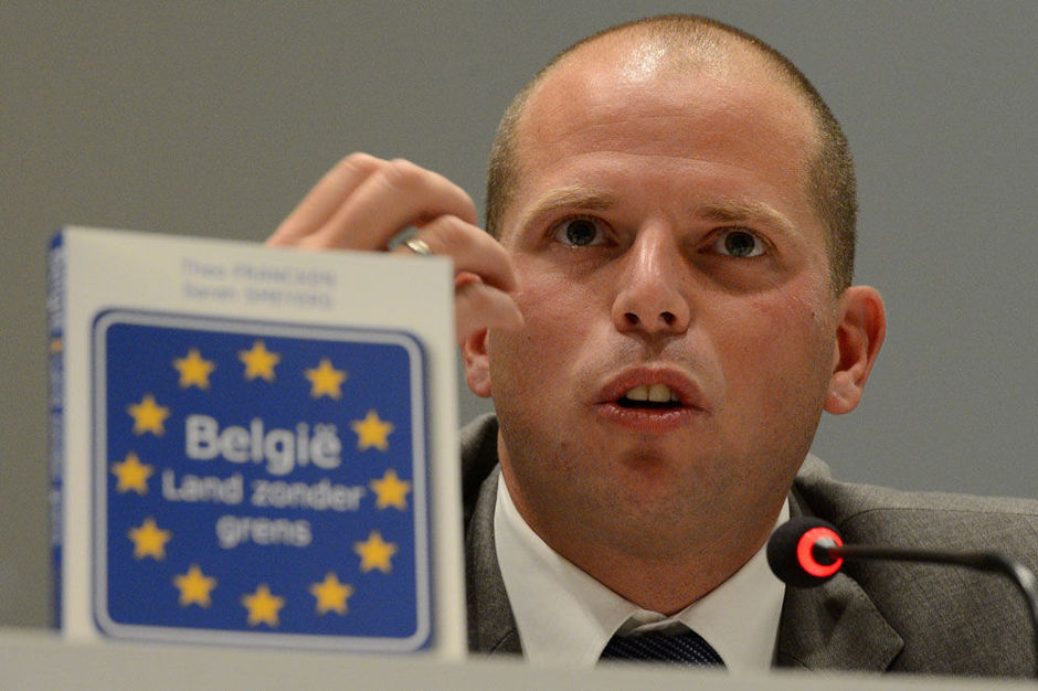 Αναδίπλωση του Βέλγου υπουργού για το στρατόπεδο μεταναστών στην Αθήνα – «Δεν αποτελούν θέση της κυβέρνησης» - Media