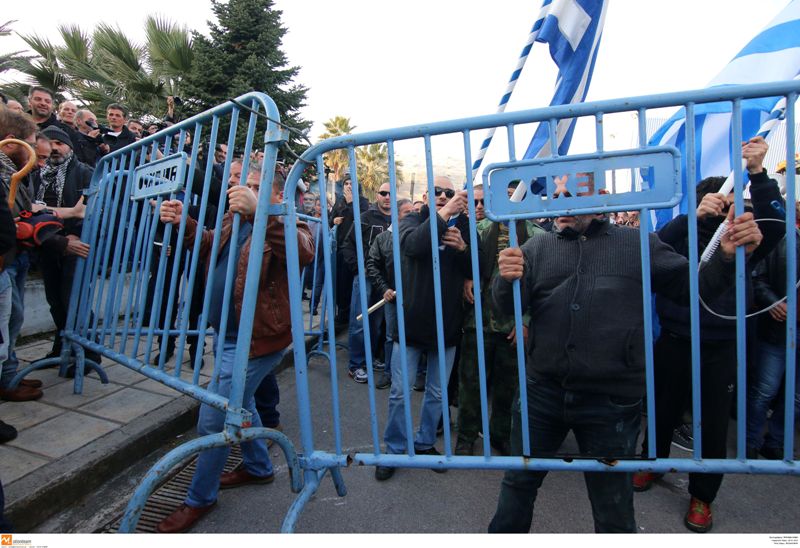 Αποστόλου: Προβοκάτσια της δεξιάς και ακροδεξιάς τα επεισόδια στην Agrotica - Media
