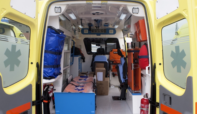 Εννέα ασθενοφόρα δώρισε το Πυροσβεστικό Σώμα στο ΕΚΑΒ - Media