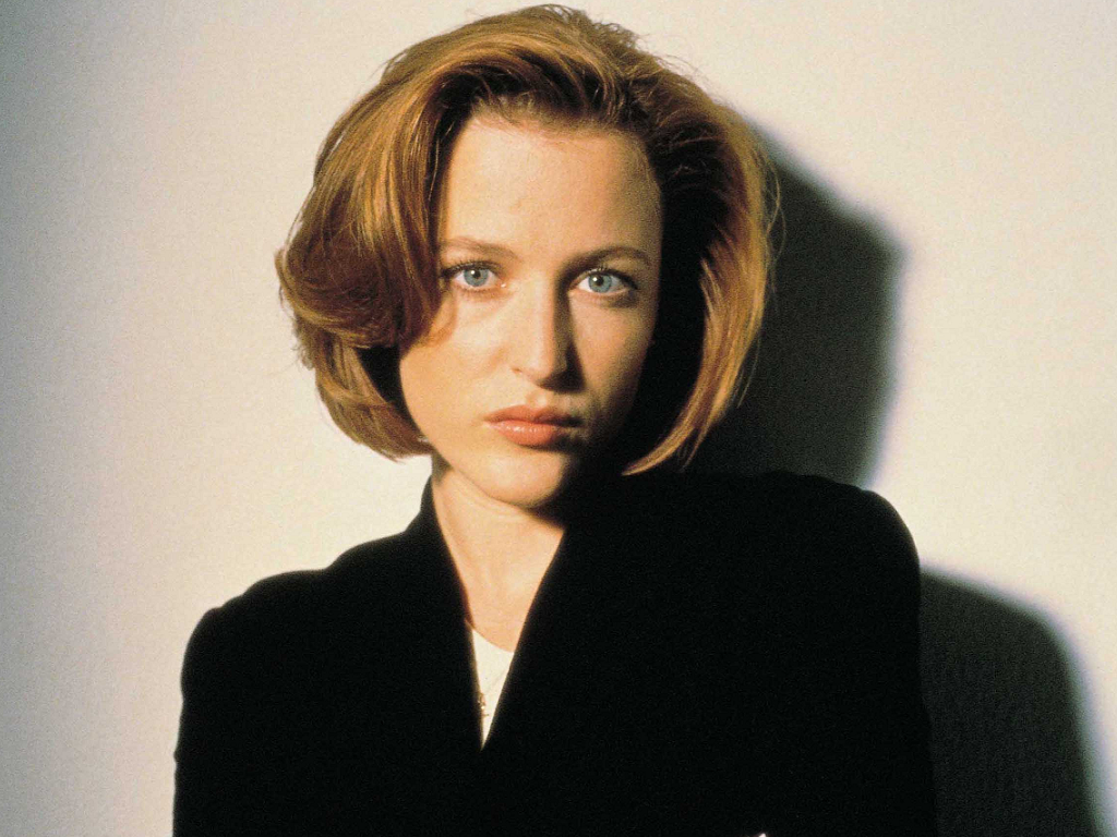 Σκληρά παζάρια από την Ντέινα Σκάλι των X-Files – Απαίτησε να πάρει τα ίδια λεφτά με τον Μόλντερ - Media