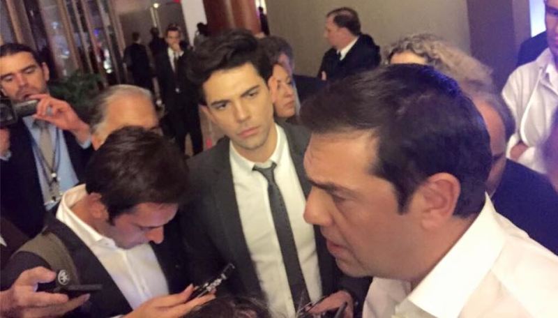 Αποκάλυψη γνωστού δημοσιογράφου για ατάκα Τσίπρα τον Σεπτέμβρη ‘15: «Να ζωστούμε με εκρηκτικά και ο θεός βοηθός» - Media