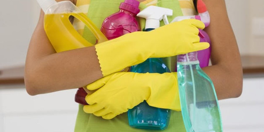 Έκαναν… κλήρωση οικιακής βοηθού σε χριστουγεννιάτικη εκδήλωση Δημοτικού σχολείου! (Videos) - Media