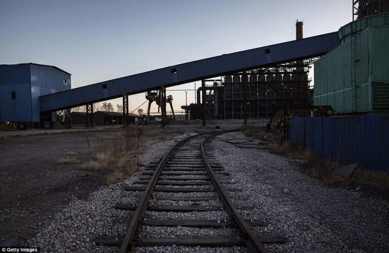 Ταξιτζής είχε φυλακίσει 16χρονη σε μπουντρούμι και την είχε κάνει σκλάβα του σεξ (Photos) - Media