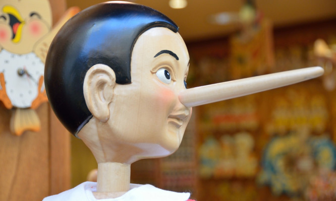 Ο Τομ Χανκς γίνεται Τζεπέτο στη νέα ταινία «Πινόκιο» της Disney - Media