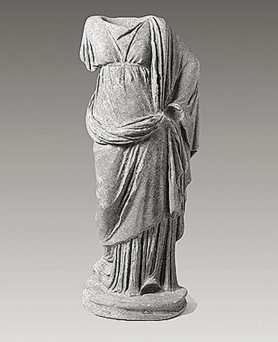 Η αρπαγή έξι αρχαίων αγαλμάτων από την Κεφαλονιά - Media
