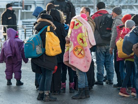 Η Γερμανία ακολουθεί τη Δανία και την Ελβετία - Κατάσχει αντικείμενα αξίας από τους πρόσφυγες - Media