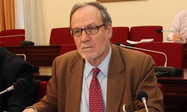 Την ανάγκη επανεξέτασης των ποσοστών αναπλήρωσης στο ασφαλιστικό τονίζει ο Ρομπόλης - Media