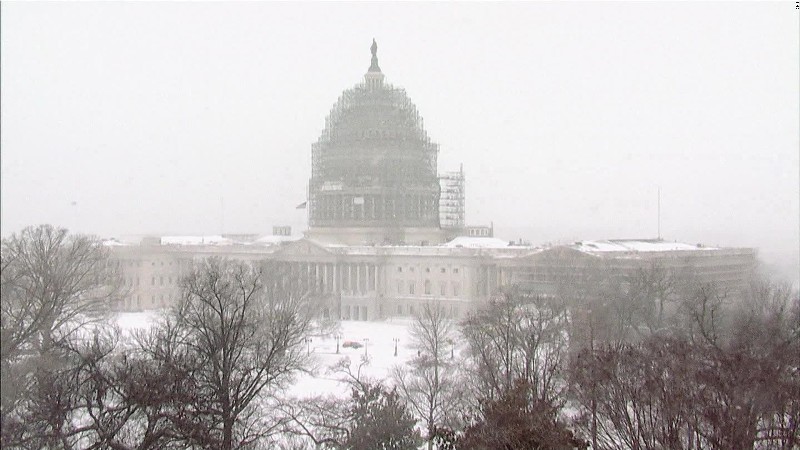 Χάος στις ΗΠΑ: Χιονοθύελλα σαρώνει τις μεσοδυτικές Πολιτείες (Video) - Media