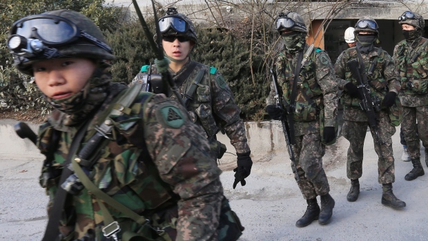 Νοτιοκορεάτες άνοιξαν πυρ κατά drone της Β. Κορέας - Media