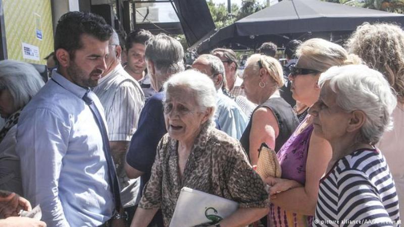 Nέα «βόμβα» εξαφανίζει το ΕΚΑΣ από ζευγάρια χαμηλοσυνταξιούχων - Media