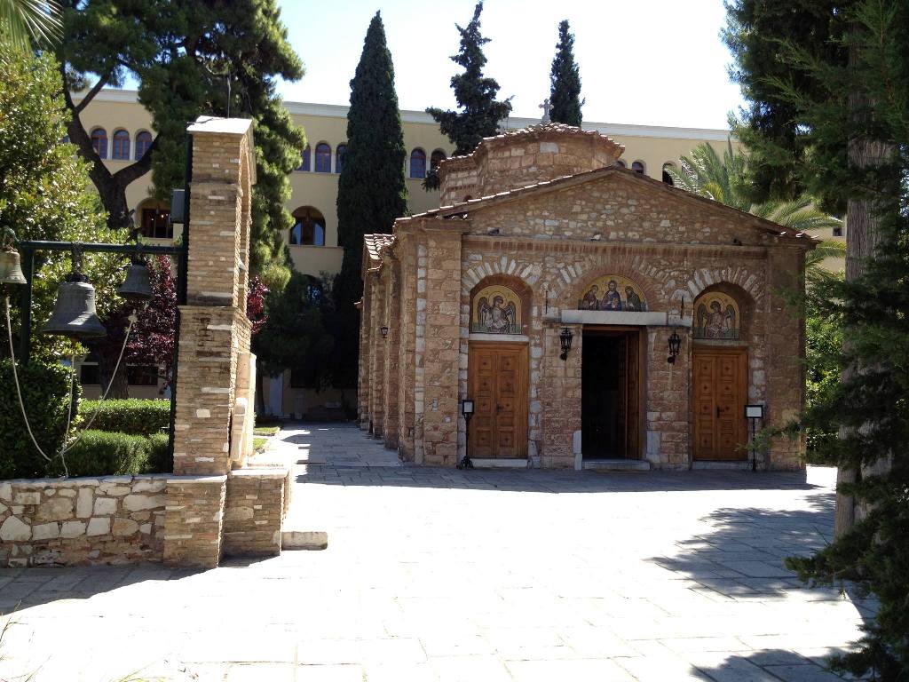Στο χείλος της χρεοκοπίας η Εκκλησία της Ελλάδος - Media