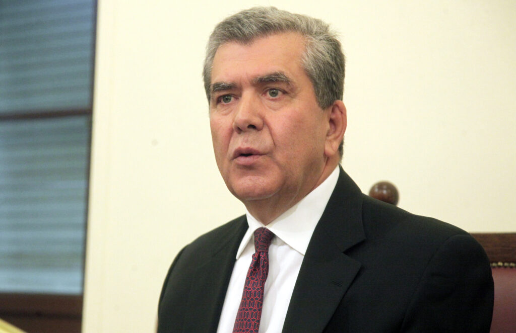 Άνοιγμα λογαριασμών του Α. Μητρόπουλου ζητά η επιτροπή Πόθεν Έσχες της Βουλής - Media