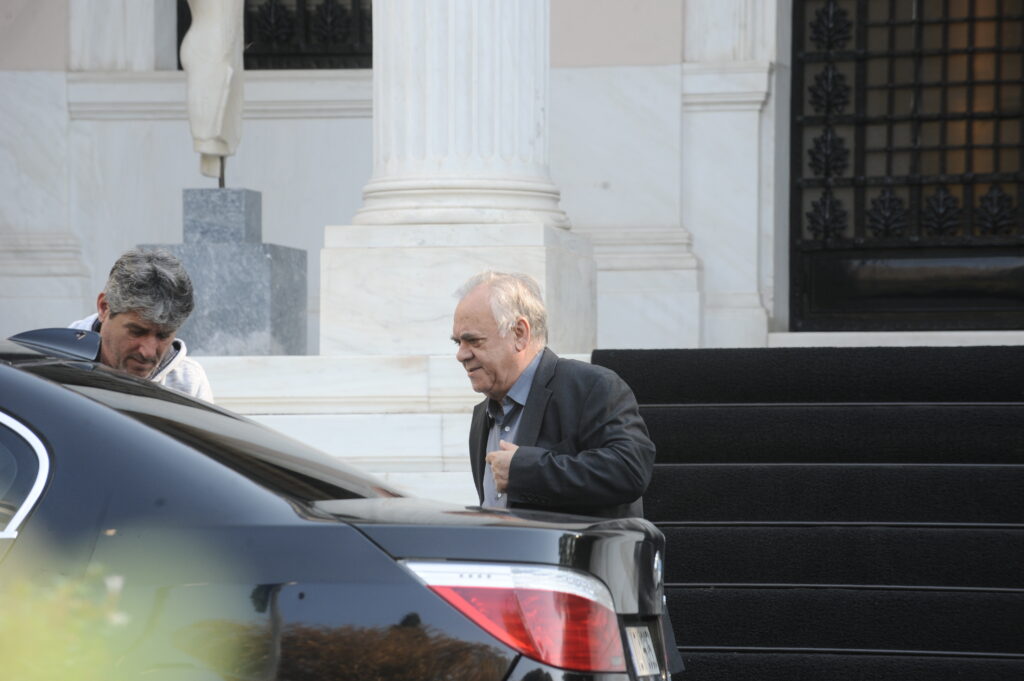 Δραγασάκης:  Καταστροφικές οι προτάσεις Τόμσεν - Media