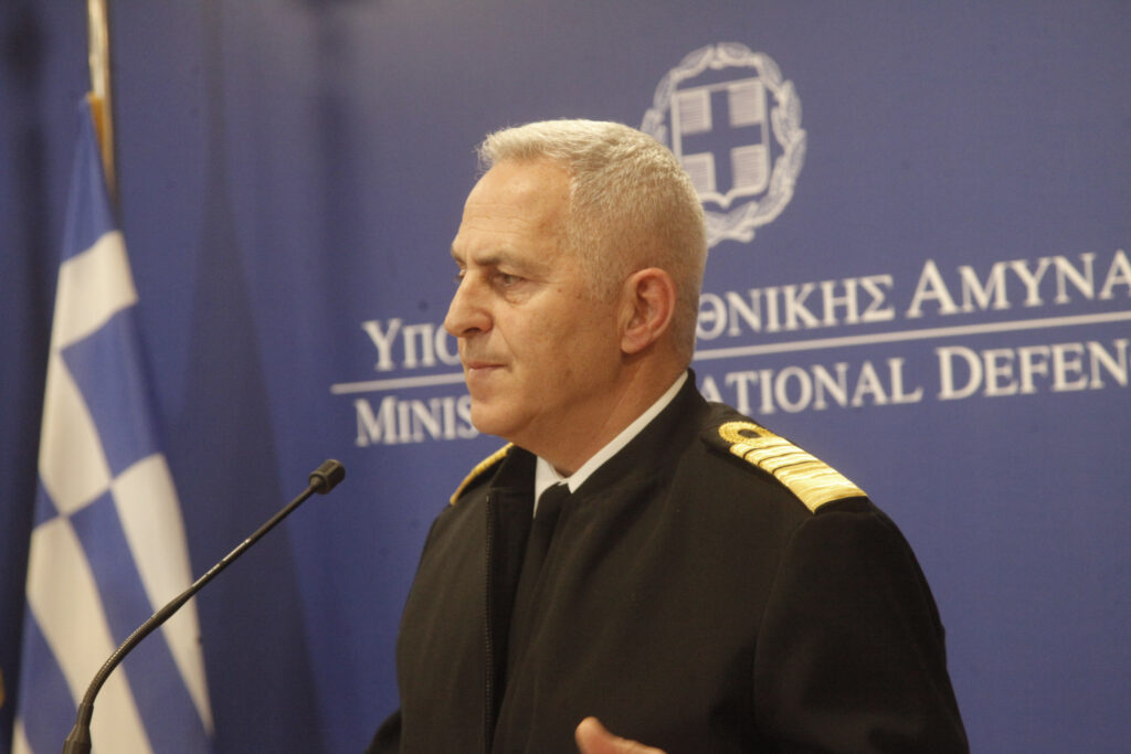 Σκληρή απάντηση του Αρχηγού ΓΕΕΘΑ στις προκλήσεις των χρυσαυγιτών βουλευτών - Media