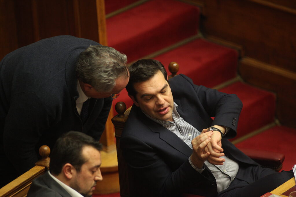 Τσίπρας: Πρόσκληση στους αγρότες για διάλογο - Κλείνουν οι προκλήσεις της αξιολόγησης και του προσφυγικού και η χώρα αλλάζει σελίδα  - Media