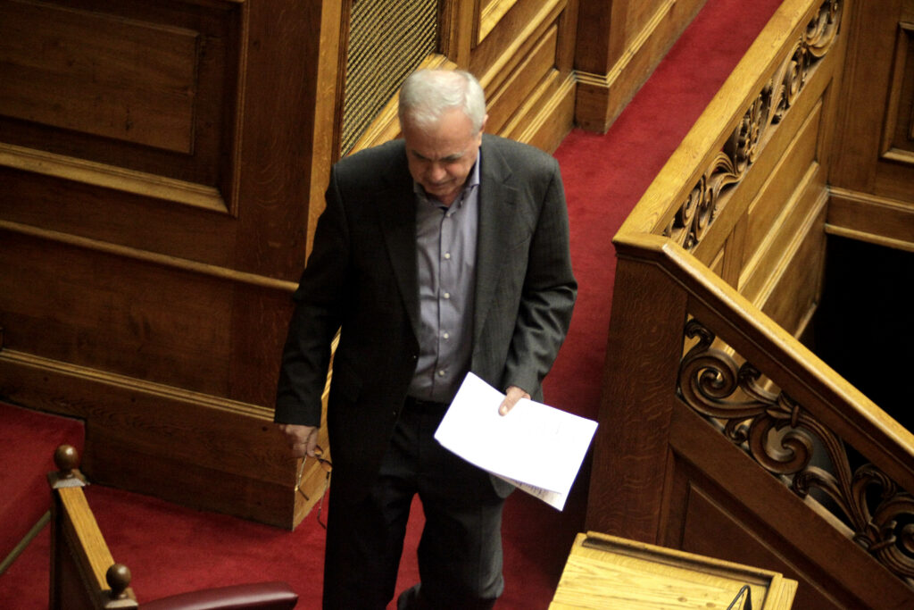 Αποστόλου: Ικανοποιούμε το σημαντικότερο αίτημα των αγροτών - Αιχμές για πολιτικά υποκινούμενη «αδιαλλαξία» - Media