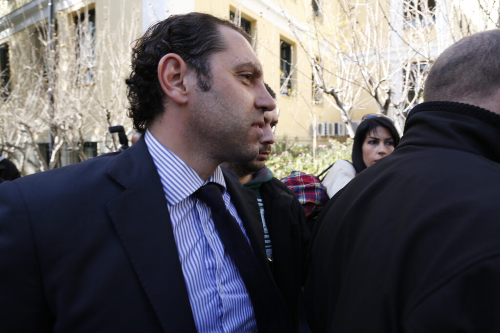 «Αλληλομαχαιρώματα» μεταξύ των εκδότη - δημοσιογράφων για την υπόθεση των εκβιασμών - Media