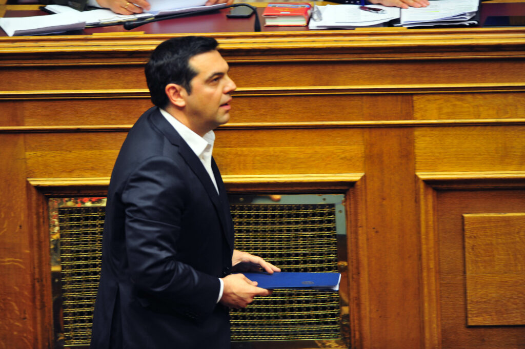 Τσίπρας για εκβιαστές: Θα ξηλώσουμε την διαπλοκή κλωστή-κλωστή - Media