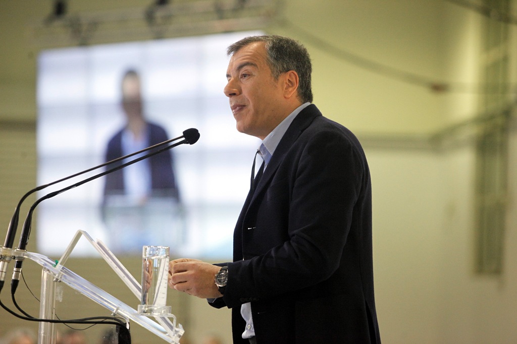 Θεοδωράκης: Να αποσύρει τη μήνυση η Θάνου αλλιώς η σύγκρουση θα είναι μετωπική - Media