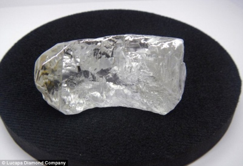 Βρέθηκε ένα από τα μεγαλύτερα διαμάντια στον κόσμο - Αξίζει 12,9 εκατ. ευρώ! (Photos) - Media