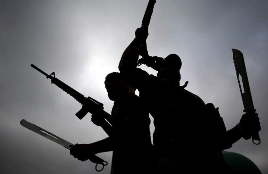 «Τουρίστες» δηλώνουν οι συλληφθέντες με χατζάρες στον Έβρο – «Επικίνδυνος τζιχαντιστής» ο ένας λένε σερβικά ΜΜΕ - Media