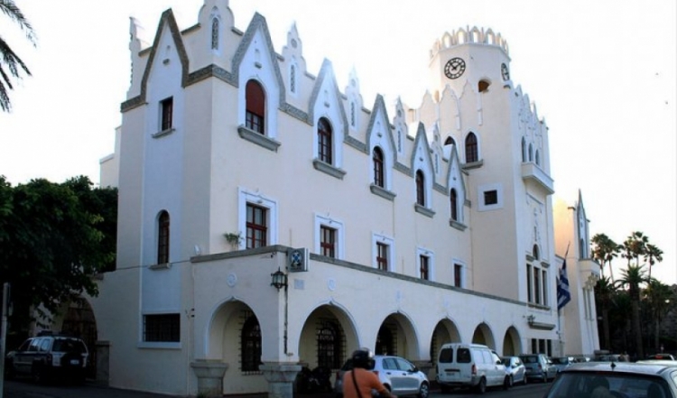 Κως: «Έκοψαν τη χολή» των αστυνομικών με βαρελότο - Media