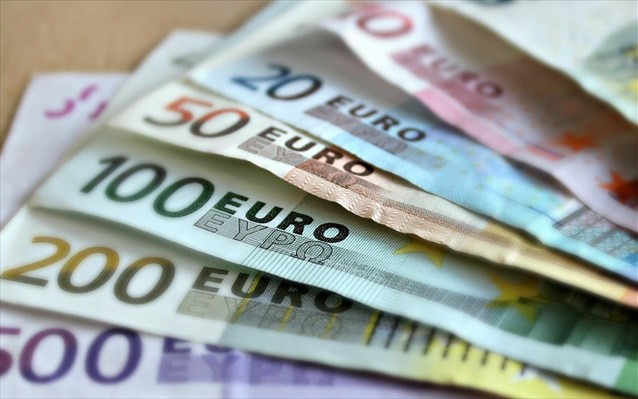 Ληξιπρόθεσμα χρέη ύψους 210 δισ ευρώ τινάζουν στον αέρα τον ιδιωτικό τομέα - Media