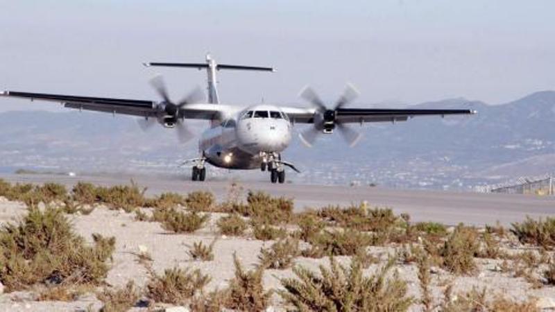 Έντονη χαλαζόπτωση στη Ζάκυνθο- Δεν κατάφερε να προσγειωθεί αεροπλάνο - Media