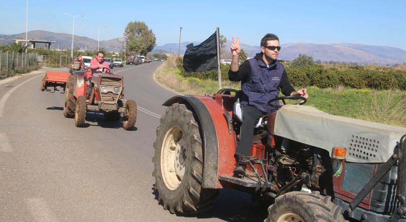 Συνεχίζουν τις κινητοποιήσεις οι αγρότες του Έβρου - «Επικοινωνιακό τρικ» χαρακτηρίζουν τη συνάντηση στο Μαξίμου - Media