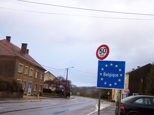 Παρίσι: Παράξενη η απόφαση του Βελγίου να επαναφέρει τους συνοριακούς ελέγχους - Media