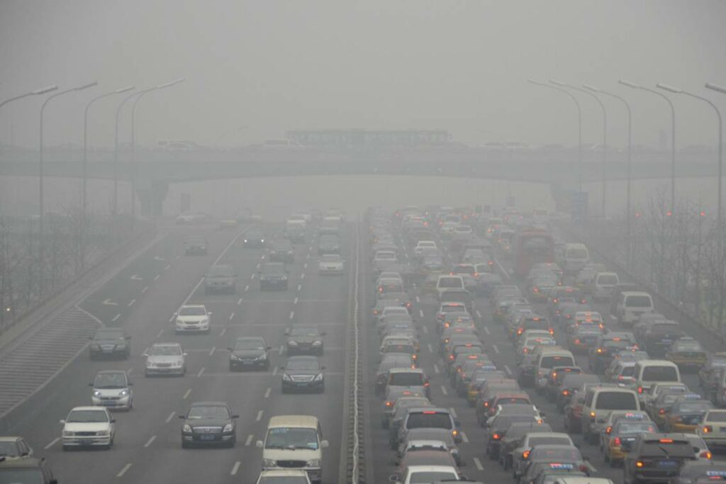 Η ατμοσφαιρική ρύπανση ευθύνεται για τουλάχιστον 5,5 εκατ. θανάτους το χρόνο - Media