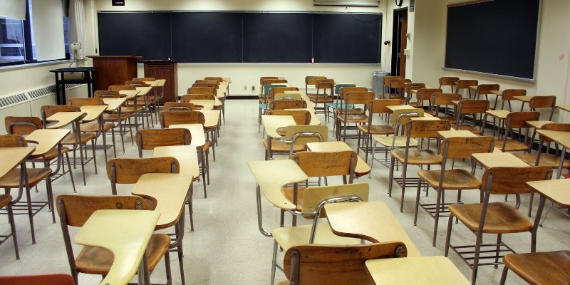 Καθηγητής που κατηγορείται για παιδεραστία στην Γαλλία, έχει καταδικαστεί για αντίστοιχη υπόθεση στη Βρετανία - Media
