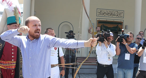 Στο στόχαστρο της ιταλικής δικαιοσύνης ο γιος του Ερντογάν - Έρευνα για διακίνηση μεγάλων χρηματικών ποσών - Media