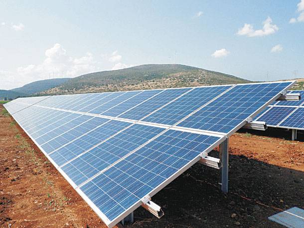 Greenpeace: Η ηλιακή ενέργεια μπορεί να βοηθήσει την Ελλάδα να βγει από την κρίση - Media