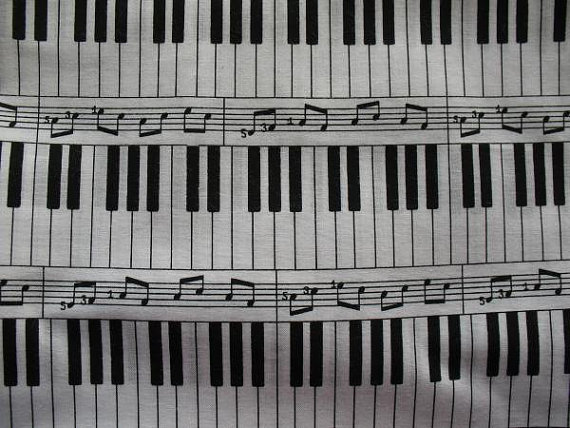 Στρώσε το τραπεζομάντιλο, θέλω να παίξω πιάνο - Media