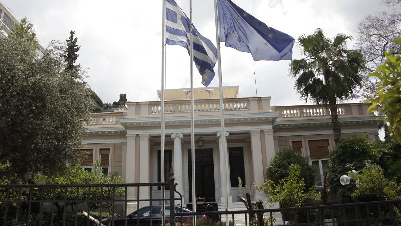 Ήπια αντίδραση της κυβέρνησης στις νέες προκλήσεις Σόιμπλε για Grexit - Media