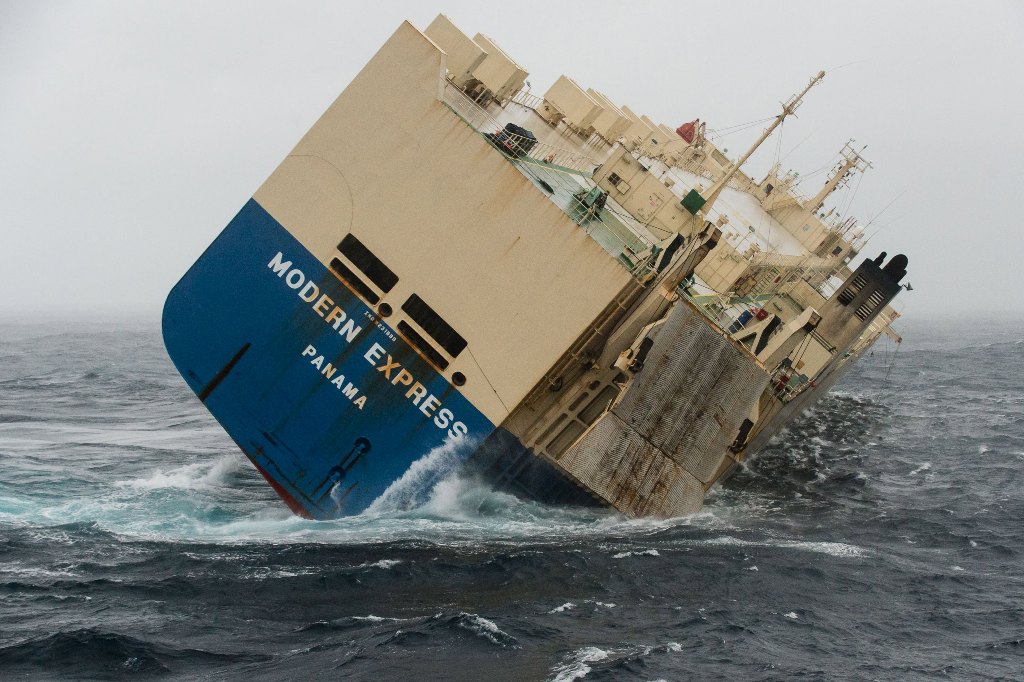 Συνεχίζει ακυβέρνητο το φορτηγό πλοίο «Modern Express» στον Ατλαντικό (Video) - Media