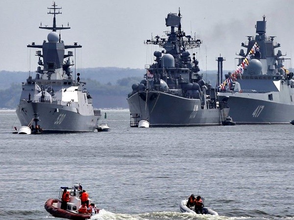 Ρωσική κορβέτα εκτόξευσης πυραύλων κατευθύνεται στη Συρία - Media