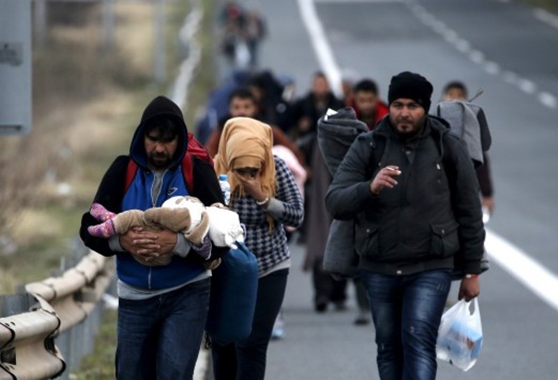 Ξεκινούν οι προετοιμασίες για τη μεταφορά προσφύγων ενόψει χειμώνα - Media