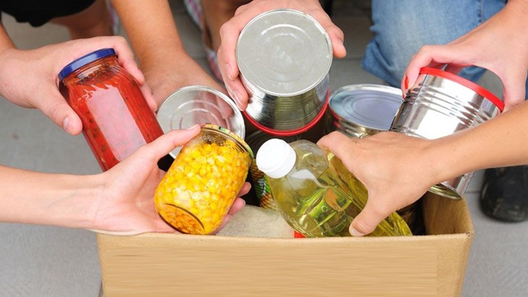 Μάθετε ποια είναι τα πλέον απαραίτητα είδη για τους πρόσφυγες - Media