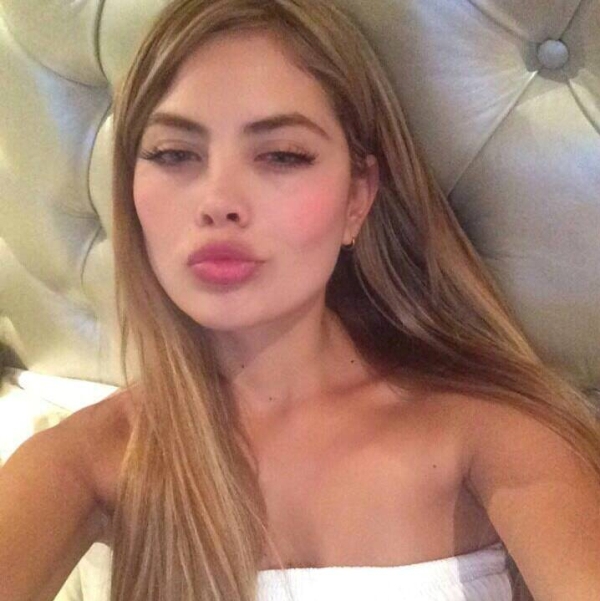 Πανέμορφο μοντέλο απήγαγε και βασάνισε συνάδελφο της, επειδή ανέβασε φωτογραφίες της, πριν την πλαστική (Photos)  - Media