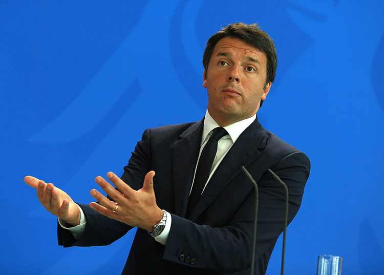 FT: Γιατί ο Ρέντσι... πήρε το όπλο του! - Media