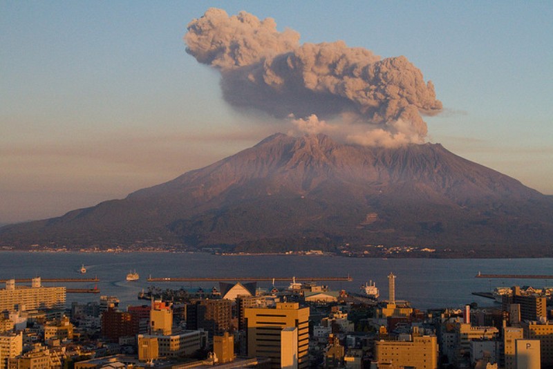 Ιαπωνία: Εξερράγη ηφαίστειο κοντά σε πυρηνικό εργοστάσιο - Media