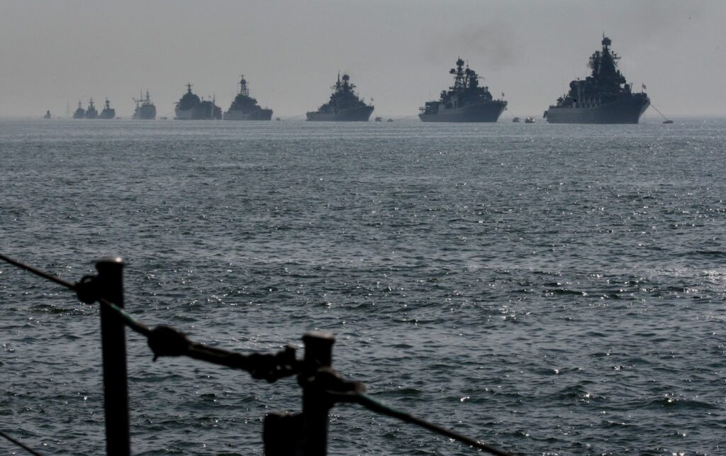 Ναυτική δύναμη του ΝΑΤΟ κατευθύνεται άμεσα στο Αιγαίο - Στρατιωτική επιχείρηση για την αντιμετώπιση της προσφυγικής κρίσης - Media