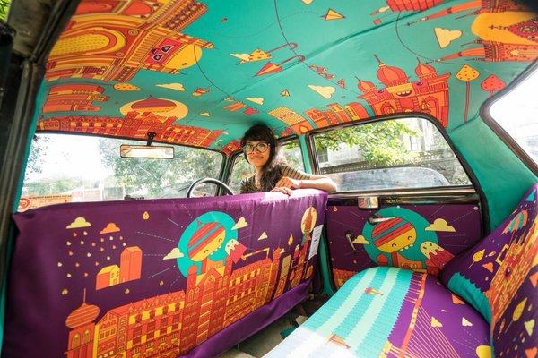 Ταξί για... ρέιβερς: Αυτοκίνητα με ψυχεδελικά σαλόνια κυκλοφορούν στη Βομβάη (Photos) - Media