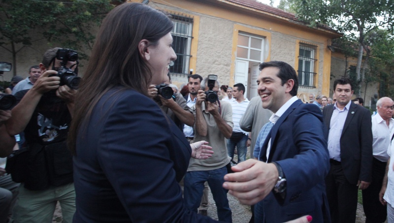 Η εκδοχή της Ζωής για την κατάρτιση της 1ης κυβέρνησης ΣΥΡΙΖΑ «Δυστυχώς θα κάνω τον Καμμένο υπουργό» - Media