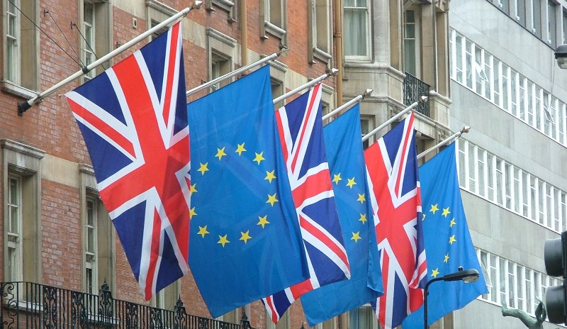 Οι ΗΠΑ θέλουν τη Μεγάλη Βρετανία μέσα σε «μια ισχυρή ΕΕ» - Media