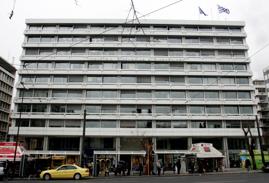 Επίθεση στο ΔΝΤ από τη γ.γ. Δημοσιονομικής Πολιτικής - «Είναι γεμάτο ανακρίβειες τα στοιχεία του» - Media